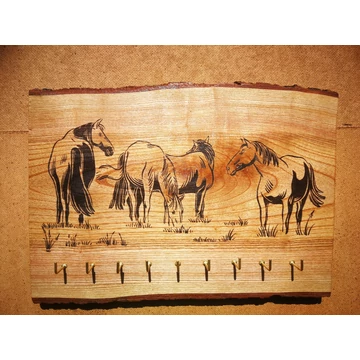 Lovas fali kulcstartó