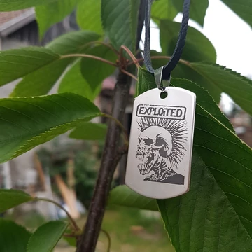 Egyedi rozsdamentes acél medál – nyaklánc vagy kulcstartó