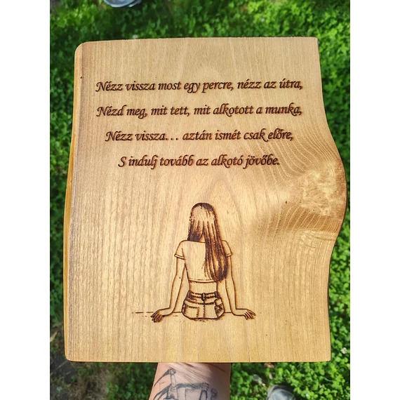 Ballagási fatábla idézettel – kézműves ajándék