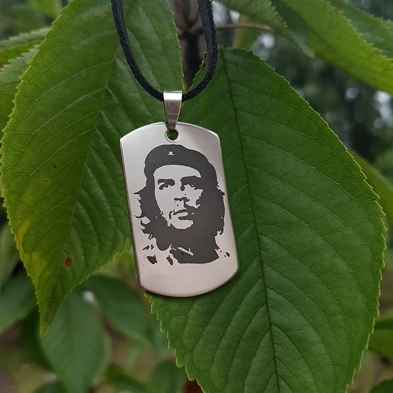 Egyedi rozsdamentes acél medál – nyaklánc vagy kulcstartó